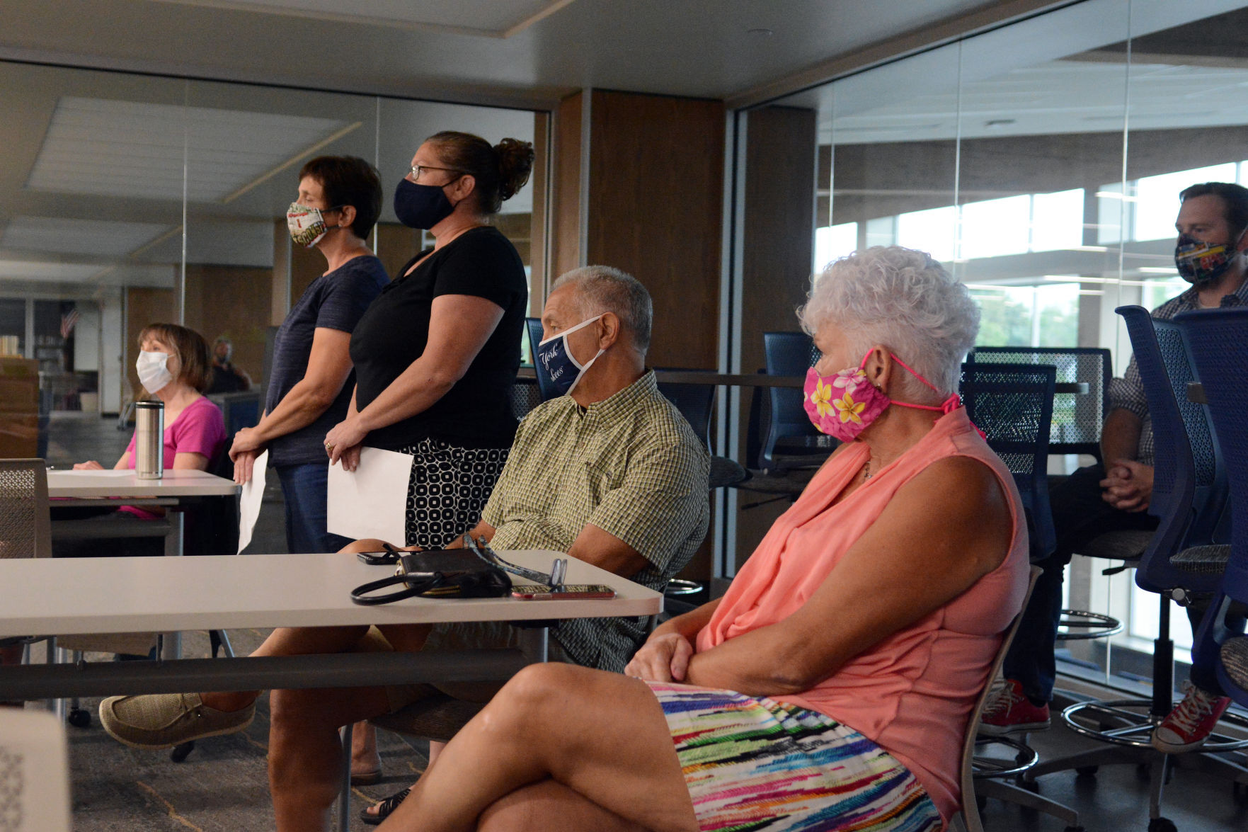 Baraboo reconsiders school reopening plan